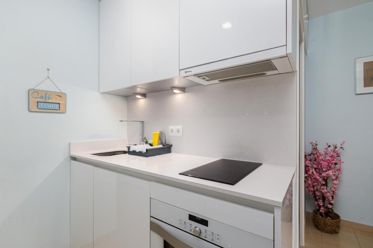 Beach House Apartment, Playa Malagueta Málaga Extérieur photo