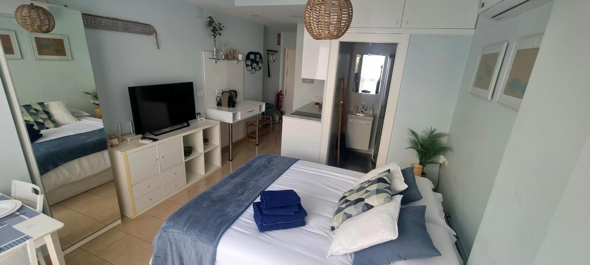 Beach House Apartment, Playa Malagueta Málaga Extérieur photo